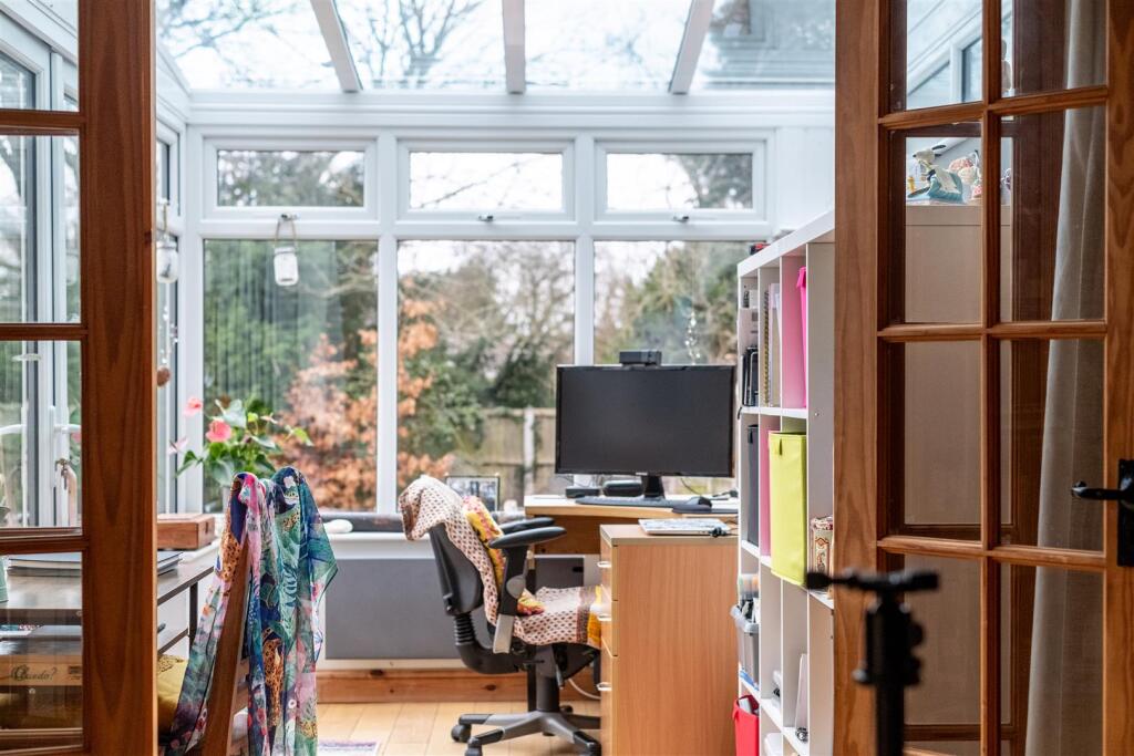 Additional image 8 of The Quillet, Neston