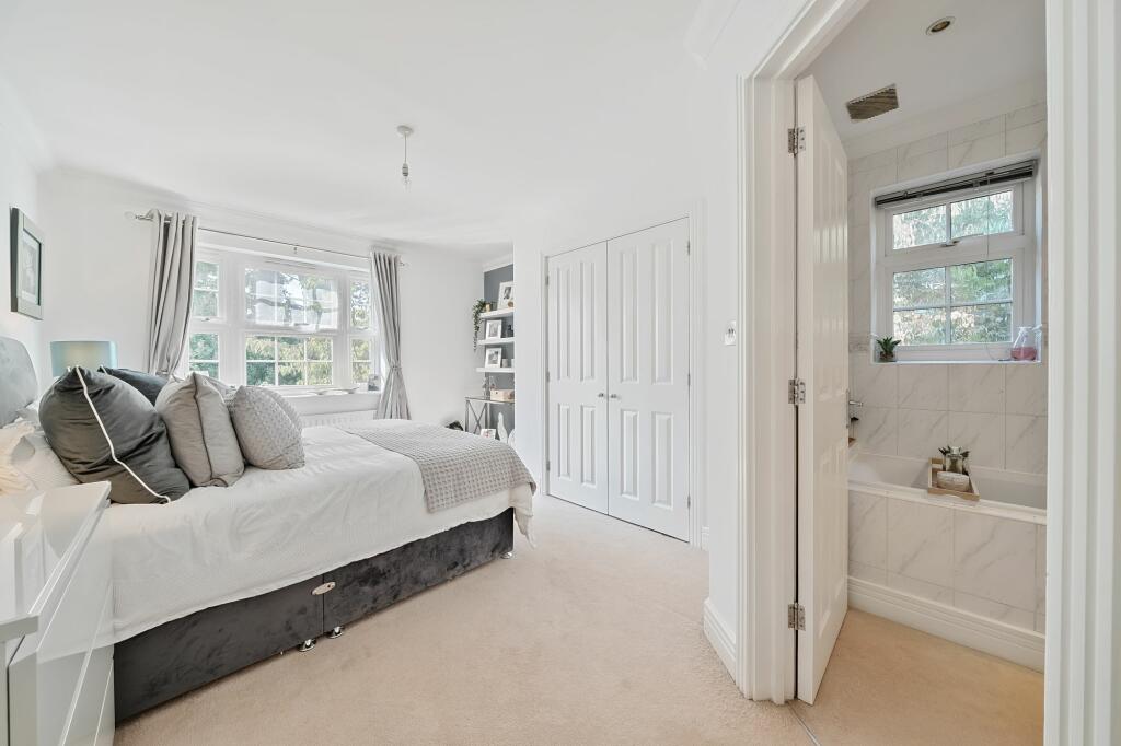 Additional image 14 of West Parkside, Warlingham, CR6