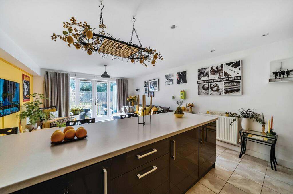 Additional image 4 of Orchard Apartments, Linford End, Harlow, Essex, CM19