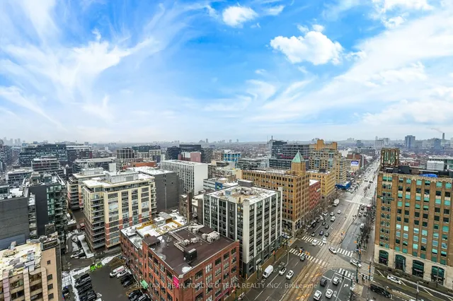 Additional image 34 of 438 King St Unit Ph03