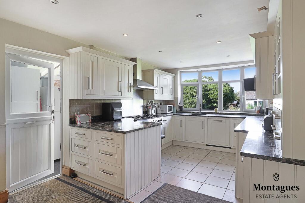 Additional image 6 of Vicarage Lane, North Weald, CM16