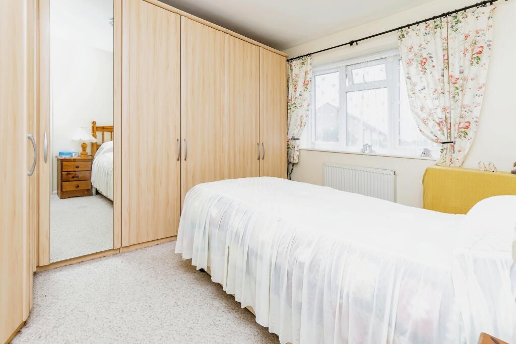 Additional image 5 of Auckland Road, Caterham, Surrey, CR3