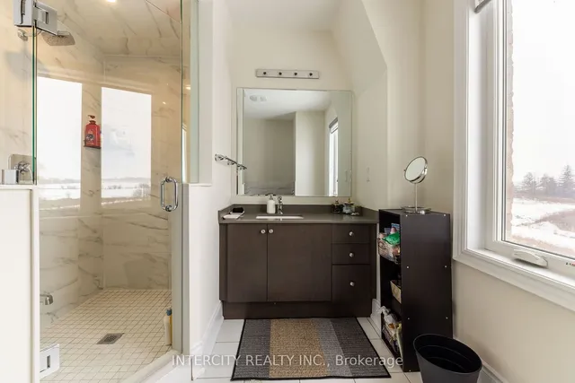 Additional image 19 of 32 Foxsparrow Rd