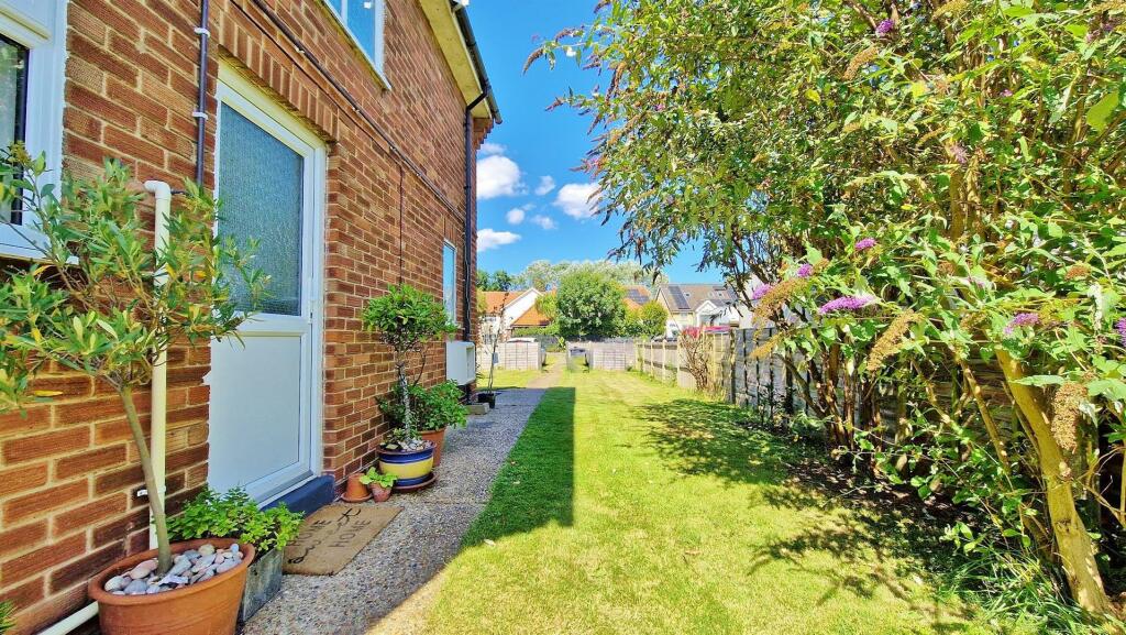 Additional image 22 of Walton Road, Kirby-Le-Soken