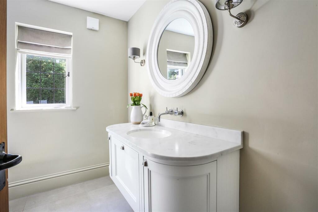 Additional image 43 of Hazelwood Lane, Chipstead