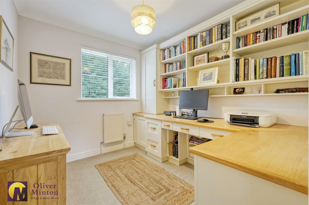 Additional image 41 of Little Brook Road, Roydon