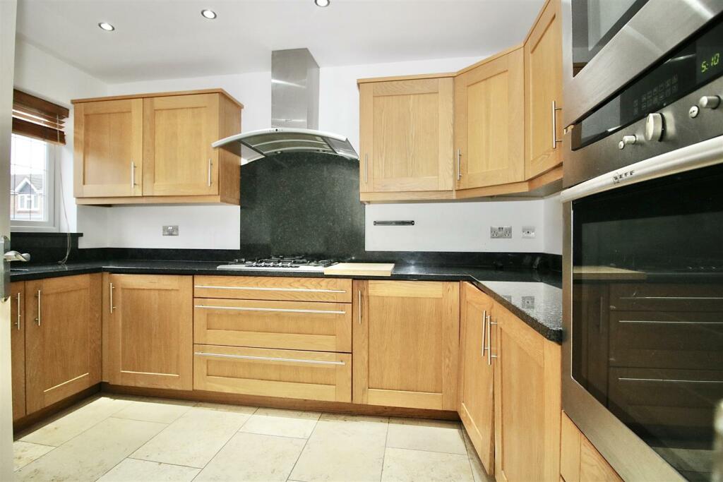 Additional image 6 of Carpenter Close, Billericay