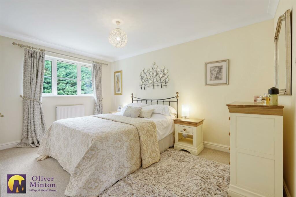 Additional image 38 of Little Brook Road, Roydon