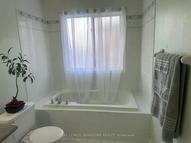 Additional image 20 of 28 Pompano Pl