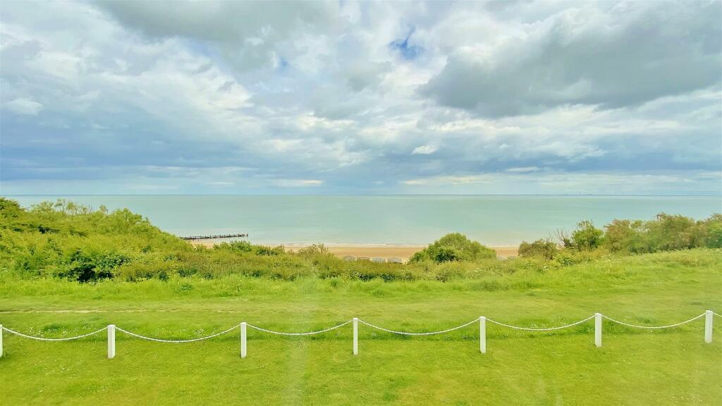 Additional image 5 of Easton Way, Frinton-On-Sea