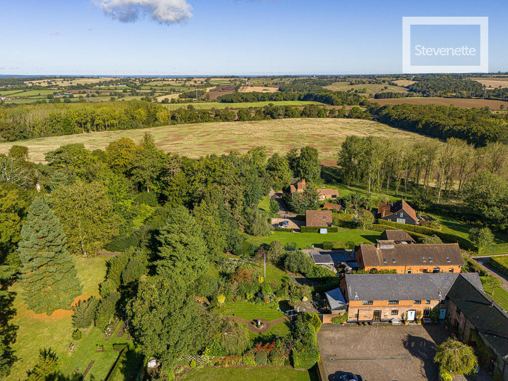 Additional image 31 of Copped Hall, Epping