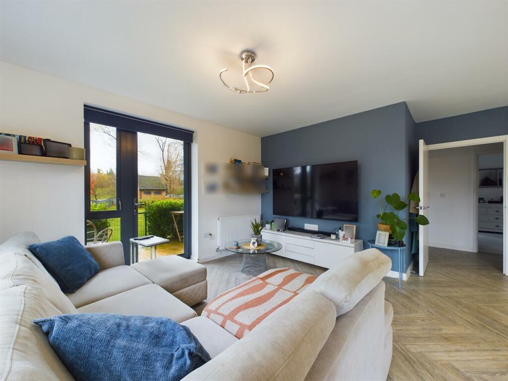 Additional image 4 of Iron Railway Close, Coulsdon