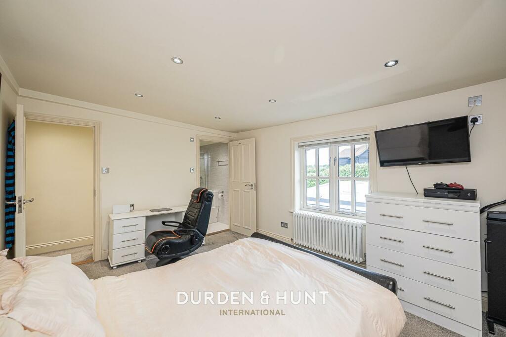 Additional image 20 of Fiddlers Hamlet, Epping, CM16