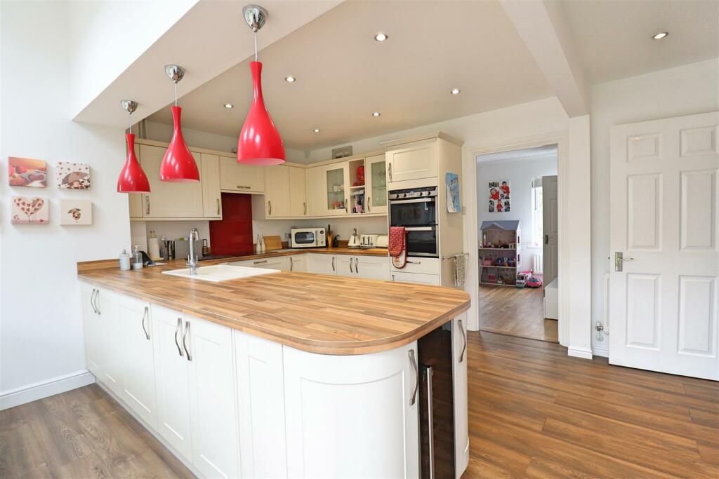 Additional image 8 of Chatsworth Avenue, Great Notley, Braintree