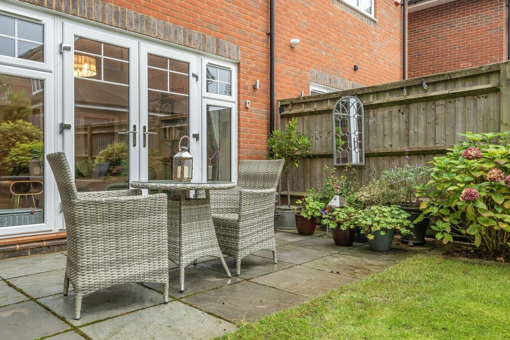 Additional image 18 of Alders Grove, Caterham, CR3