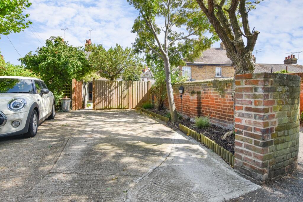 Additional image 16 of High Street, Maldon, Essex, CM9 5BX