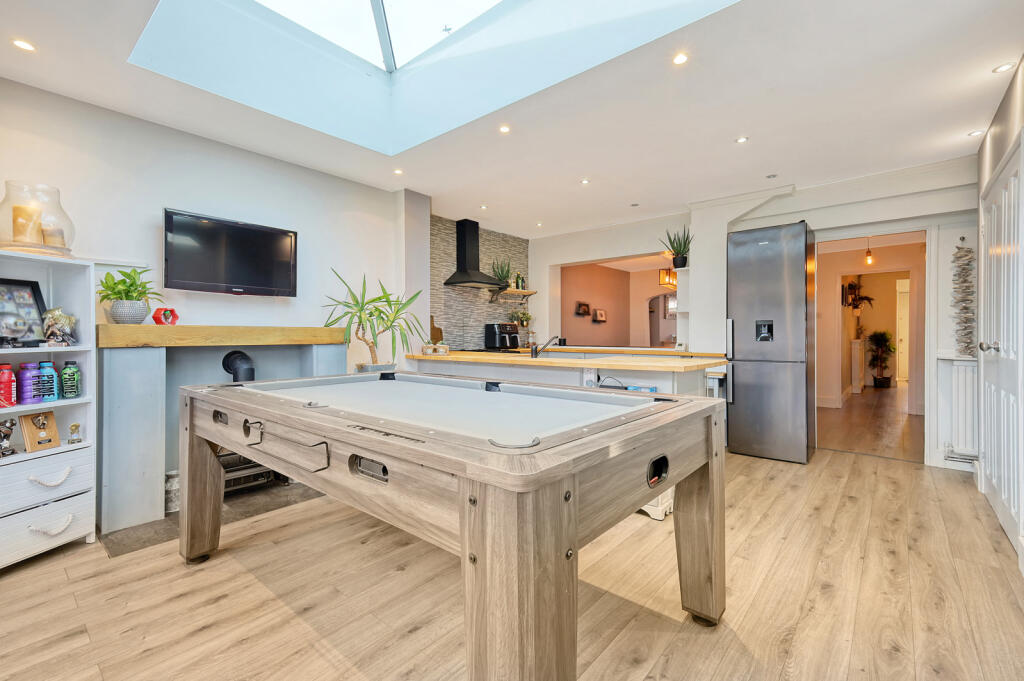 Additional image 9 of Park Lane, Ramsden Heath, CM11