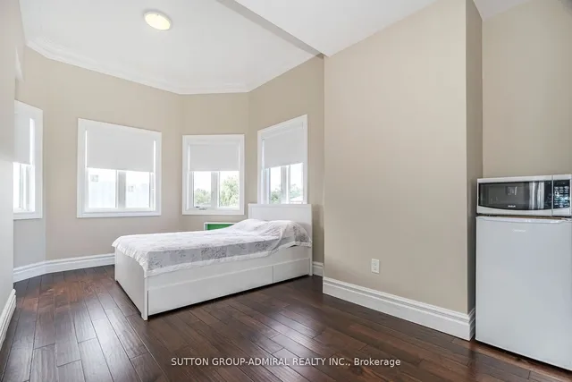 Additional image 23 of 24 Ranee Ave