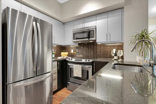 Additional image 3 of 83 Redpath Ave Unit 1306