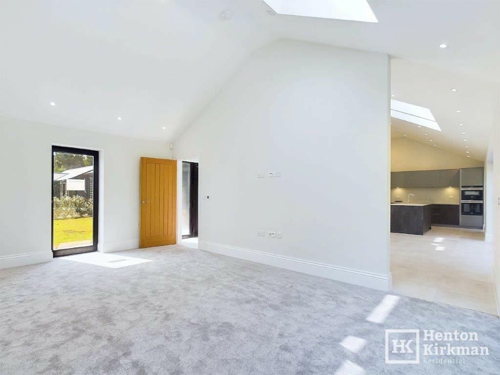 Additional image 14 of Broomhills Chase, Little Burstead, Billericay, CM12 9TE