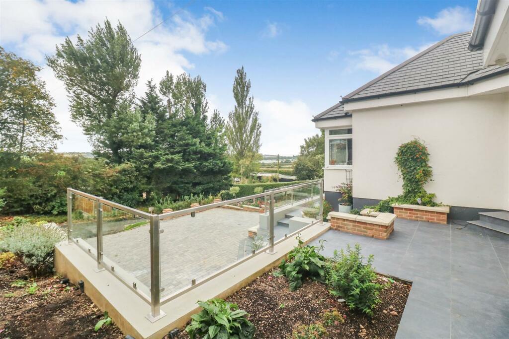 Additional image 39 of Hamlet Hill, Roydon, Harlow