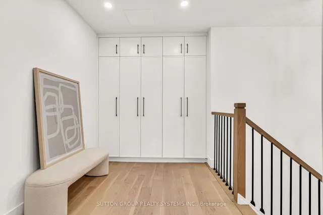 Additional image 19 of 60 Southport St Unit 912