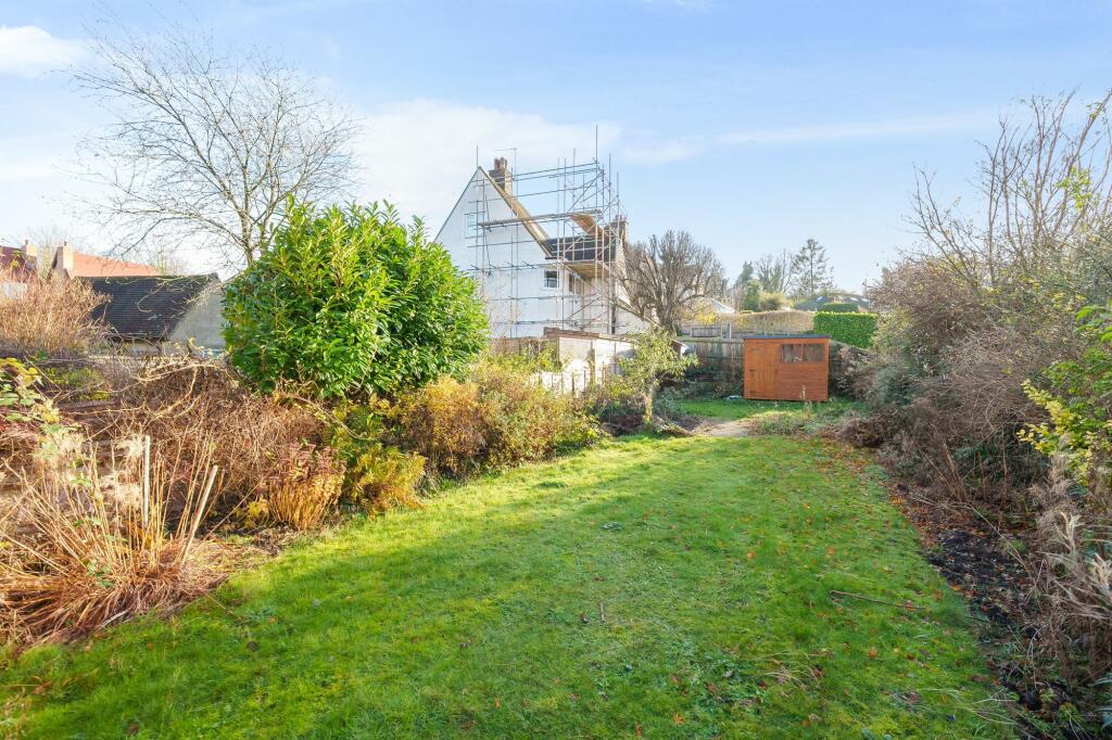 Additional image 4 of The Netherlands, Coulsdon, CR5