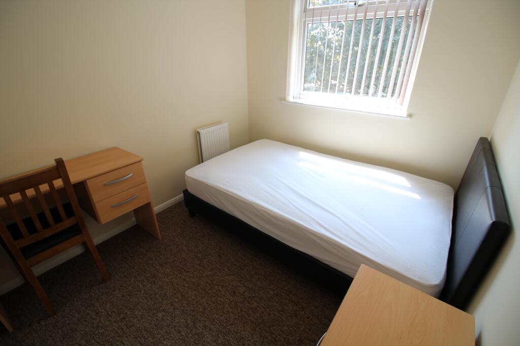 Additional image 7 of Avon Way, Colchester, Essex