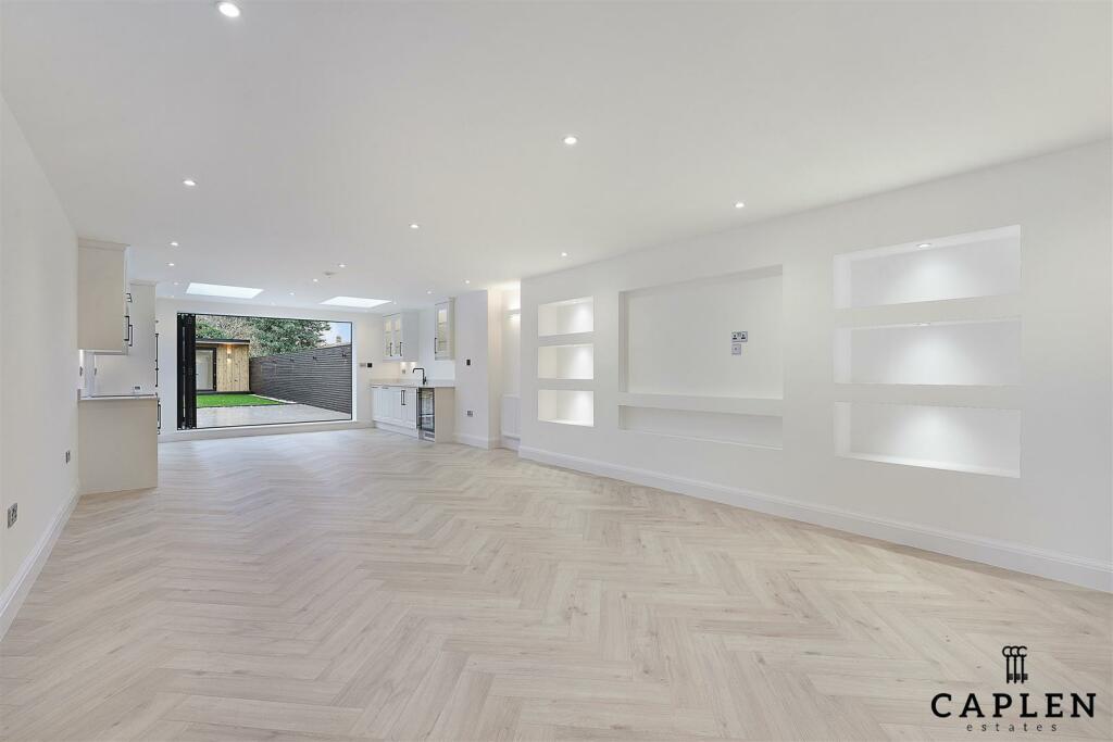Additional image 27 of Coopers Hill, Ongar