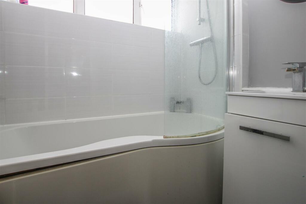 Additional image 7 of Woodland Avenue, Hutton, Brentwood