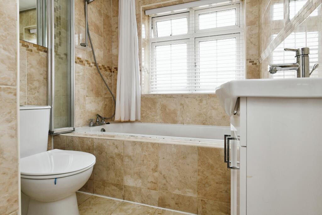 Additional image 11 of Balmoral Close, Billericay, CM11