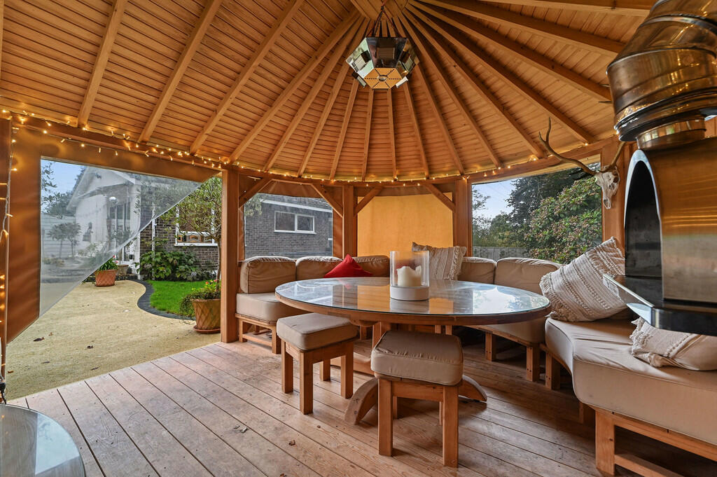 Additional image 7 of Ernalds Close, Earls Colne, Essex