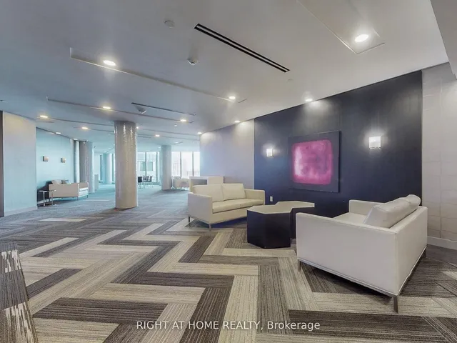 Additional image 28 of 49 East Liberty St Unit 2005