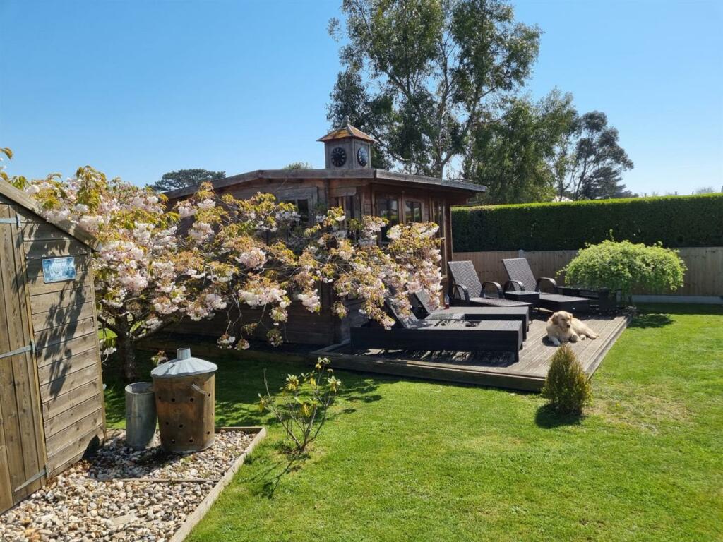 Additional image 35 of Southcliff Park, East Clacton