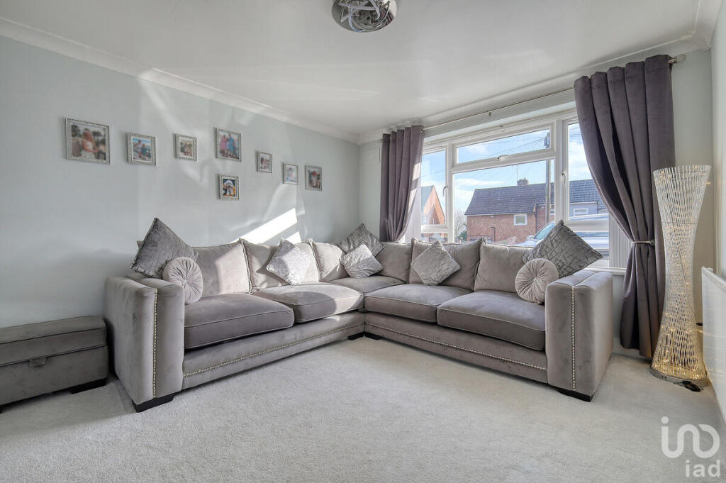 Additional image 3 of Langham Crescent, Billericay, CM12
