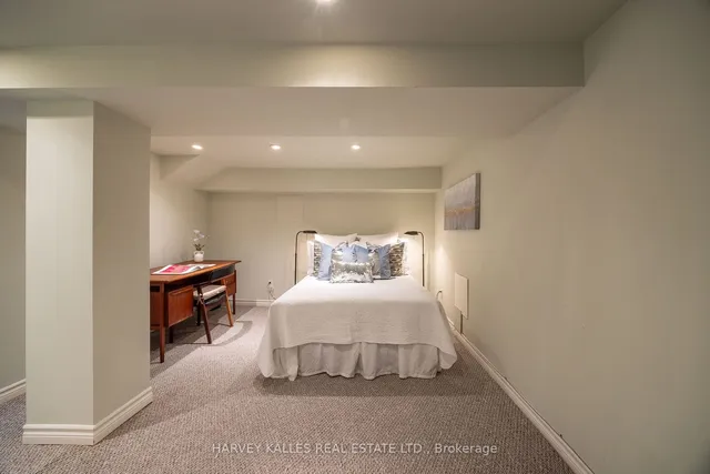 Additional image 28 of 279 BRIAR HILL Ave