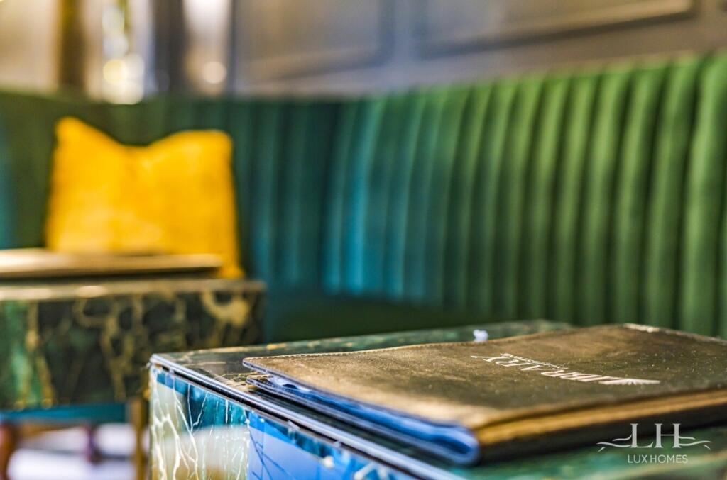 Additional image 17 of Library Bar, High Street, Ingatestone