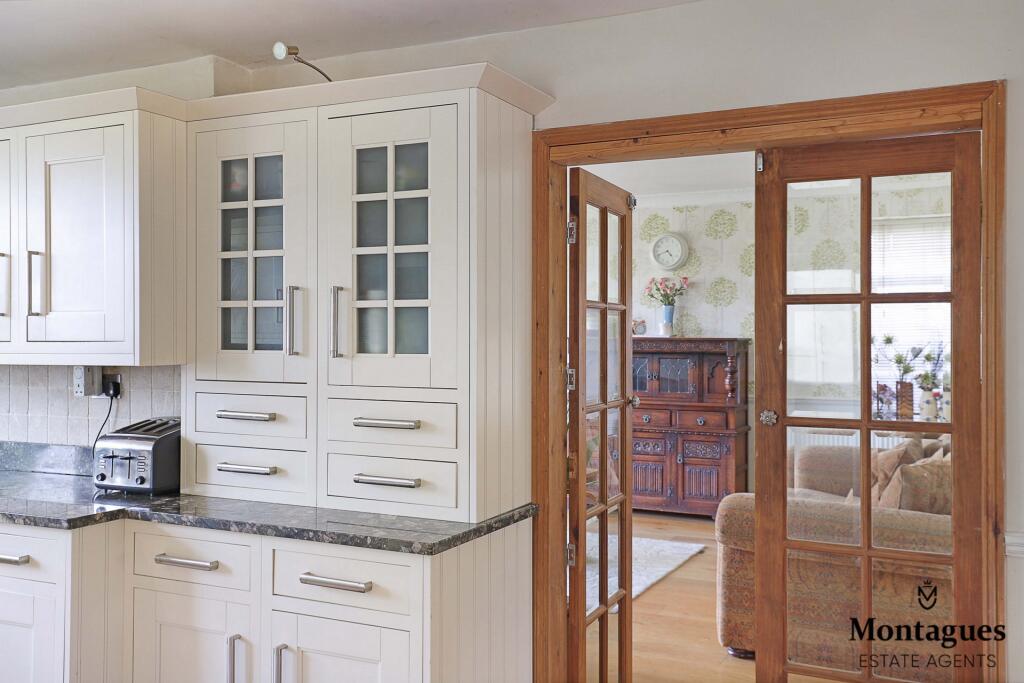Additional image 9 of Vicarage Lane, North Weald, CM16