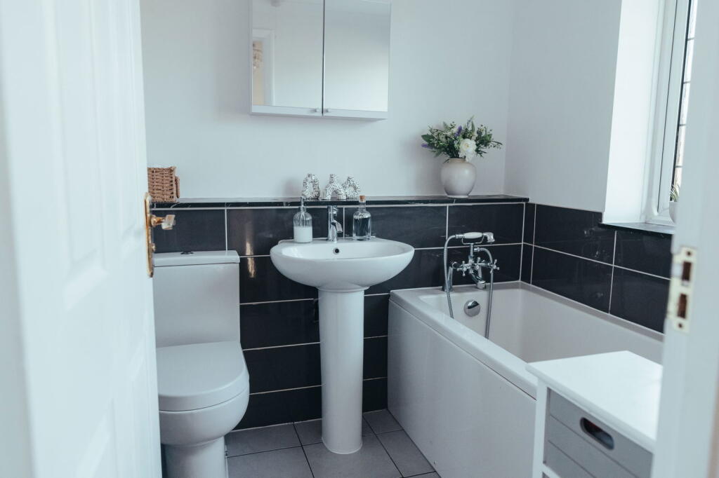 Additional image 17 of Redmayne Drive, Chelmsford, CM2 9XF