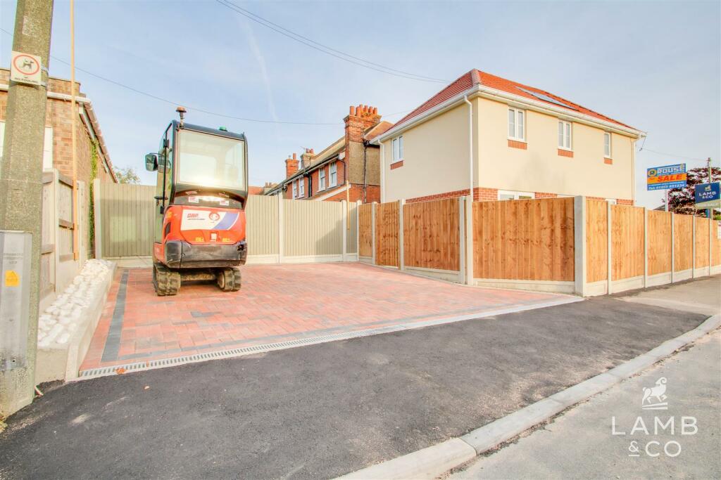 Additional image 23 of Fifth Avenue, Frinton-On-Sea