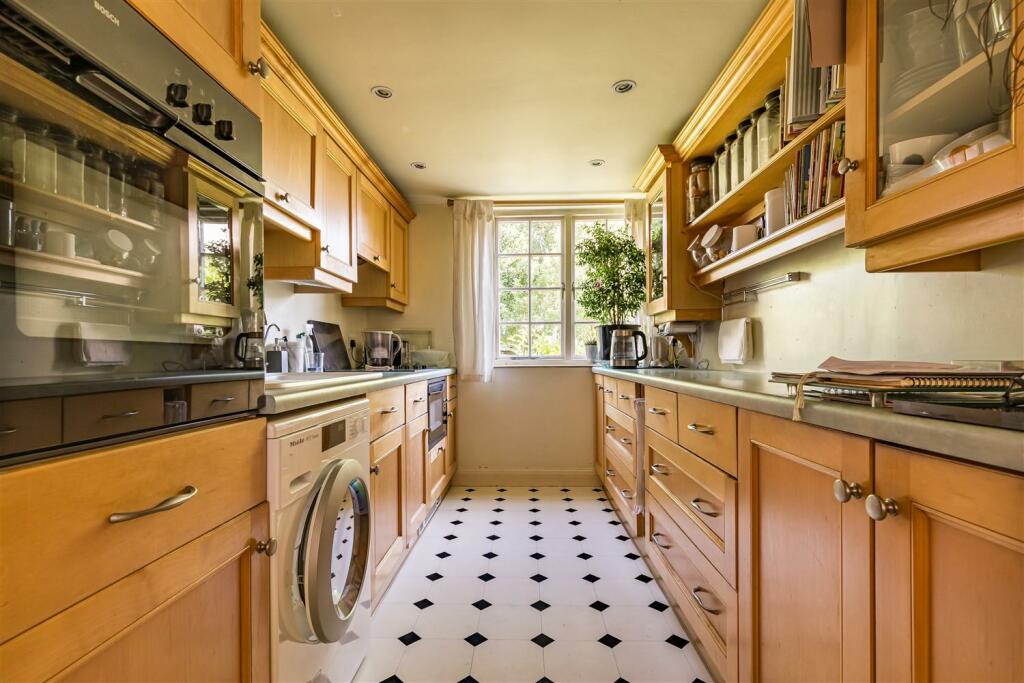 Additional image 8 of Matching Green, Essex