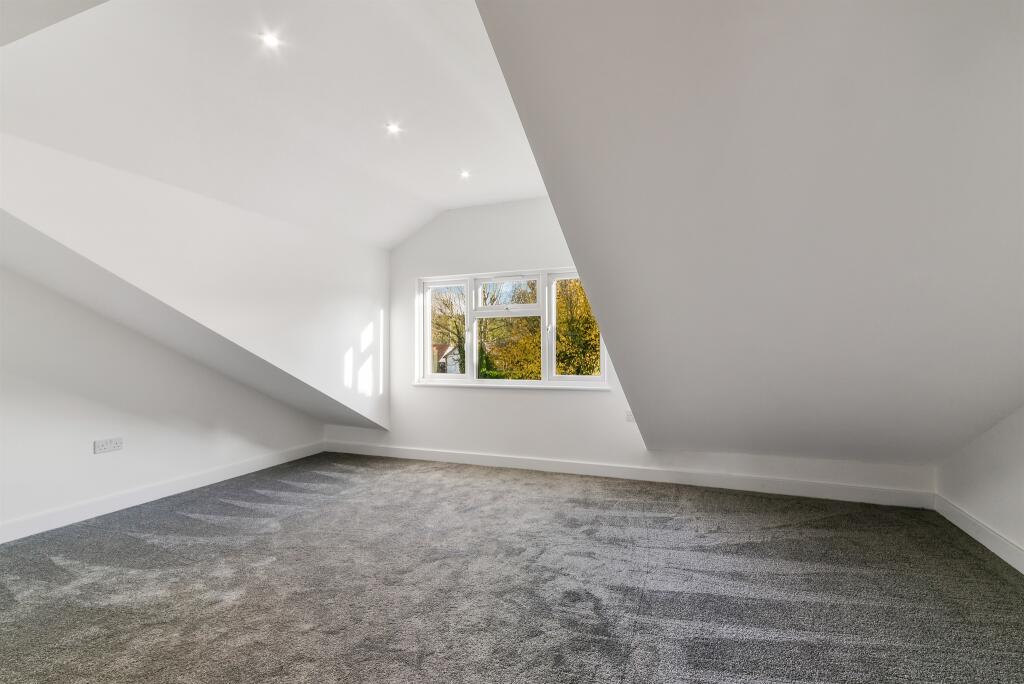 Additional image 8 of Kingswood Way, South Croydon