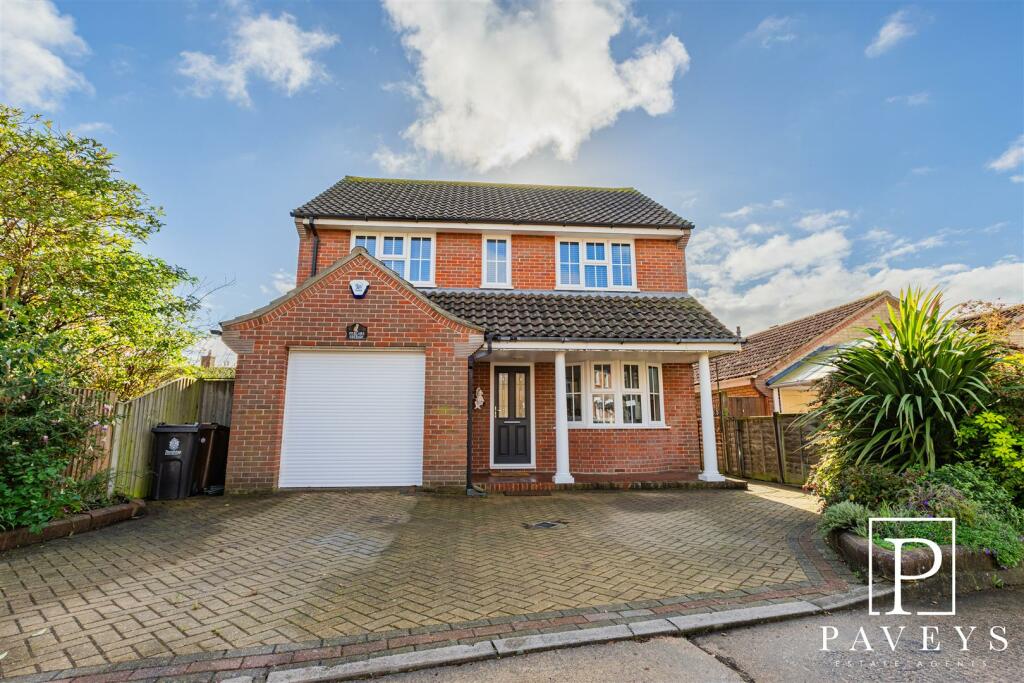 Additional image 28 of Waltham Way, Frinton-On-Sea