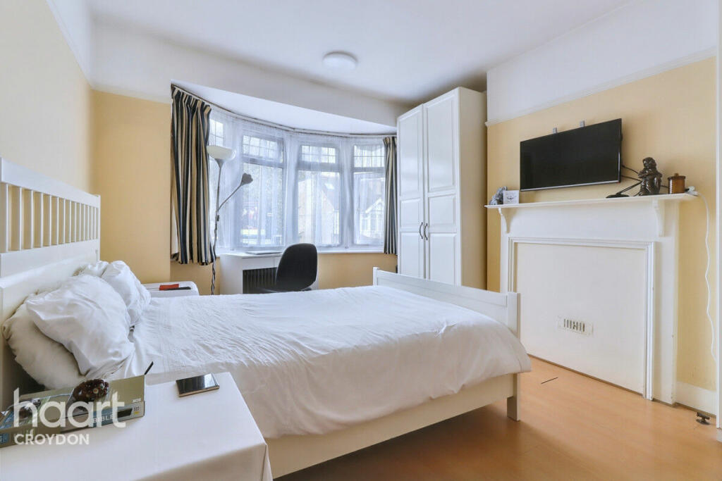 Additional image 8 of Waddon Park Avenue, Croydon