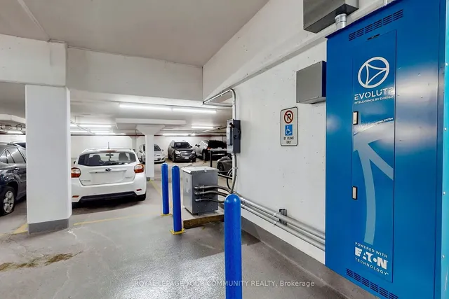 Additional image 25 of 35 Merton St Unit 1008