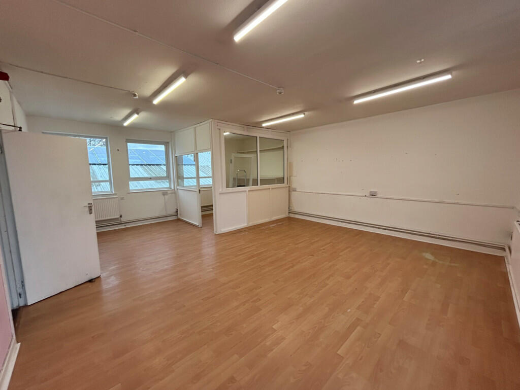 Additional image 6 of First Floor Office, Hockleys Business Centre, Valley Road, Clacton