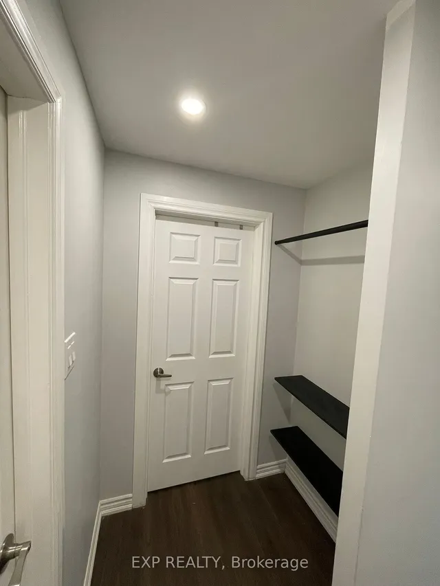 Additional image 10 of 4673 Jane St Unit 318