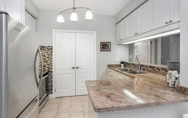 Additional image 15 of 2 Aberfoyle Cres Unit 411