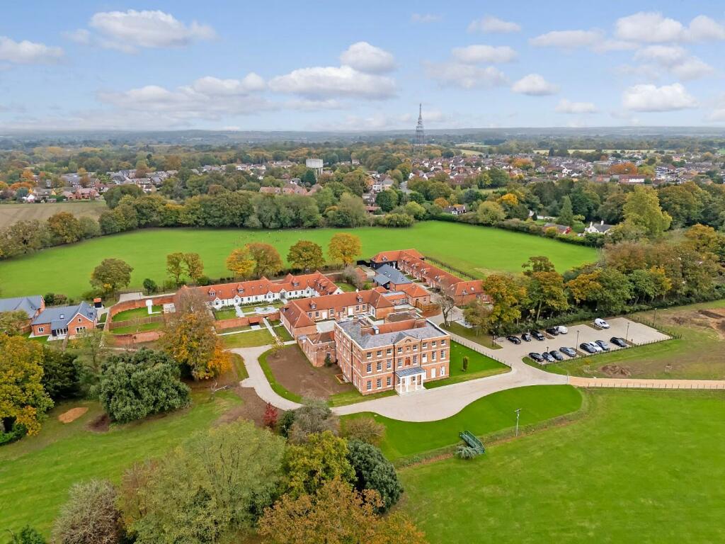 Additional image 22 of Brizes Park, Kelvedon Hatch