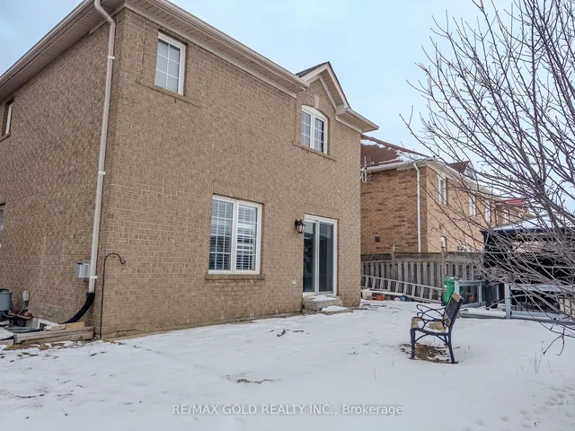 Additional image 33 of 21 Milkweed Cres